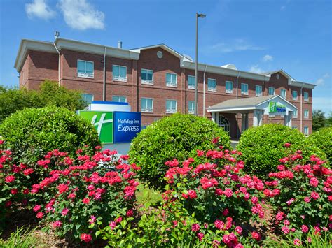 Hotels in Campbellsville, KY | Holiday Inn Express Campbellsville