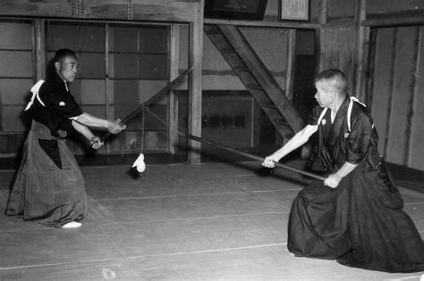 Chigiriki vs. Tachi - Isezaki Araki-ryu, circa 1954 Martial Arts Weapons, Ryu, Old School ...