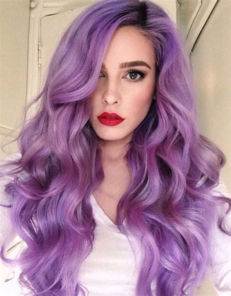 Color púrpura: La nueva tendencia para teñir el cabello