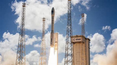 SpaceX loses Inmarsat satellite launch contract to Arianespace - Geospatial World