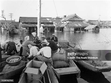 Typhoon Vera Photos and Premium High Res Pictures - Getty Images