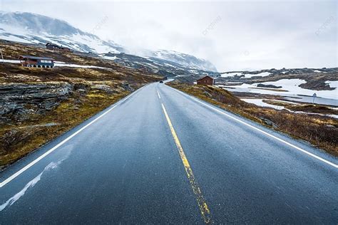 Mountain Road In Norway Mountain Road In Norway Background, Roadside, Fog, Country Background ...