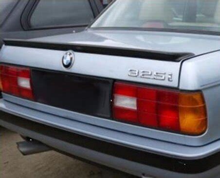 BMW e30 Rear IS – BMW e30 Spoilers Online Shop