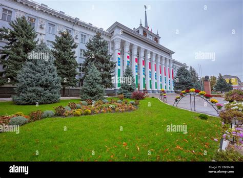 City Hall of Tiraspol. Tiraspol, Transnistria Stock Photo - Alamy