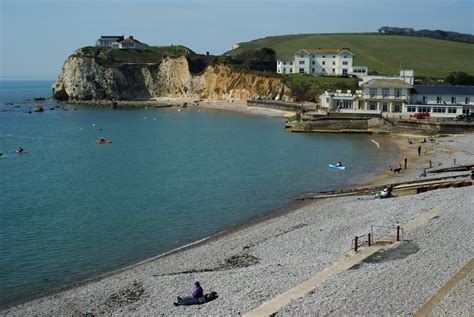 Isle of Wight: Human hand found by dog on Freshwater Bay beach