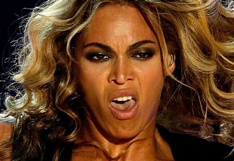 Beyoncé: Hilarious faces from Super Bowl performance - Mirror Online