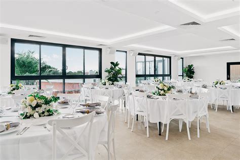 Hyde Rooftop - Melbourne Wedding & Bride