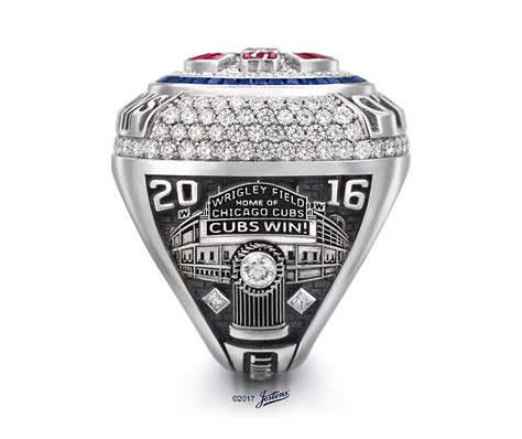 Jostens jeweler gives closer look at Cubs World Series ring - ABC7 Chicago