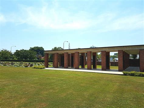 Labuan War Cemetery - World War Two Cemeteries - A photographic guide to the cemeteries and ...