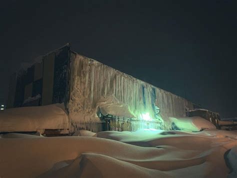 Snow apocalypse buries Norilsk under mountains of snow in videos- Strange Sounds