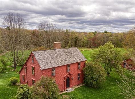 This Cozy, Red Farmhouse Sums Up Everything We Love About New England | Colonial house exteriors ...