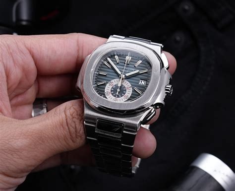 Patek Philippe Nautilus 5980/1A-001 Blue Dial Chronograph Serviced ...