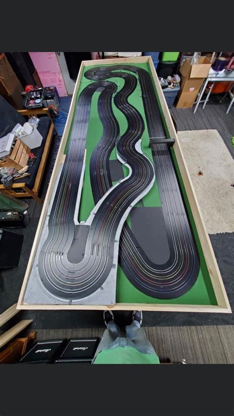 1/64 HO slot car tracks in 2021 | Slot car tracks, Slot car race track ...