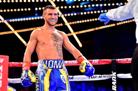 Ukraine's Lomachenko returns to ring after fighting for his country