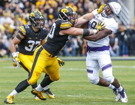 First impressions: Hawkeye defensive linemen | Iowa Hawkeyes Football ...