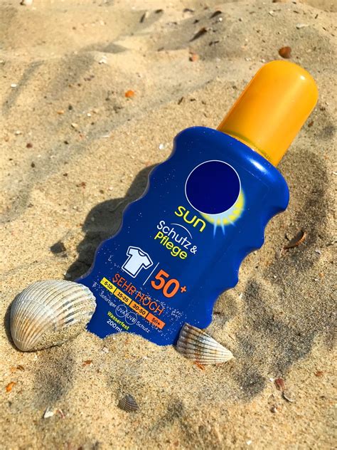 How does sunscreen work? - The University of Sydney