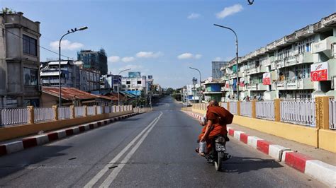 Human Rights Day: Myanmar's silent strike, UN condemns rights abuse - Vatican News