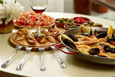 Top 10: Tapas to Try in Spain | Liberty Travel