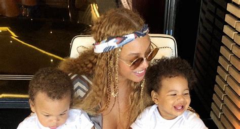 Beyoncé Shares Rare, Precious Pic of Twins Rumi & Sir | ExtraTV.com