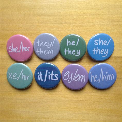 Pronoun Buttons by PuppisStore on Etsy https://www.etsy.com/uk/listing ...