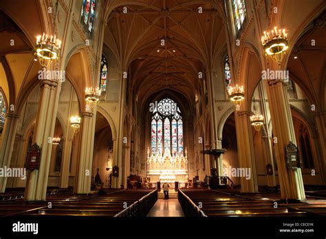 Grace church new york hi-res stock photography and images - Alamy