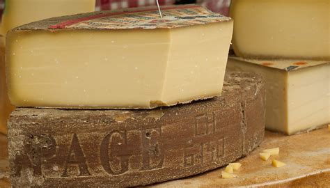 Discover the best Swiss cheese - make every exerience count!