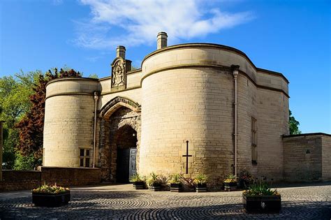 Nottingham Castle, England: Unique Places In The World To Visit ...