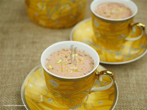 Kashmiri Chai (Pink Tea) – Food Fusion