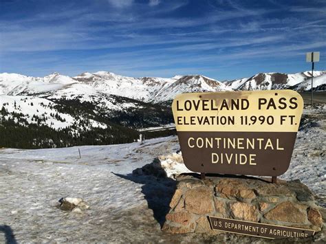 Backcountry Skiing Loveland Pass Colorado by Rob Writz | rakkup