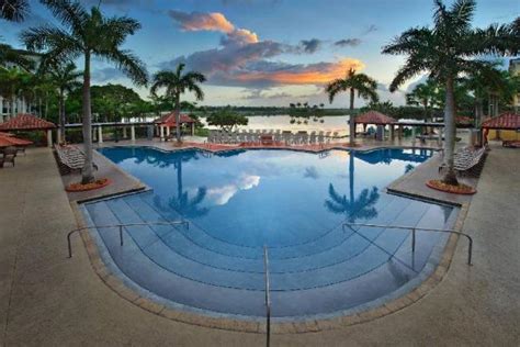 Budget Hotel in Miami (FL) : Marriott's Villas at Doral Miami (FL ...