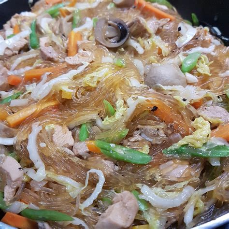 [Recipe] Sotanghon Guisado - It's all about food