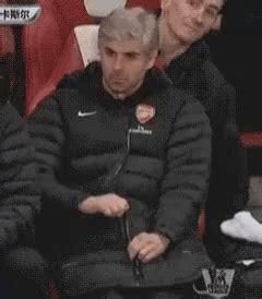 Arteta Zipper Mikel Arteta GIF - Arteta zipper Mikel arteta Wengteta - Discover & Share GIFs