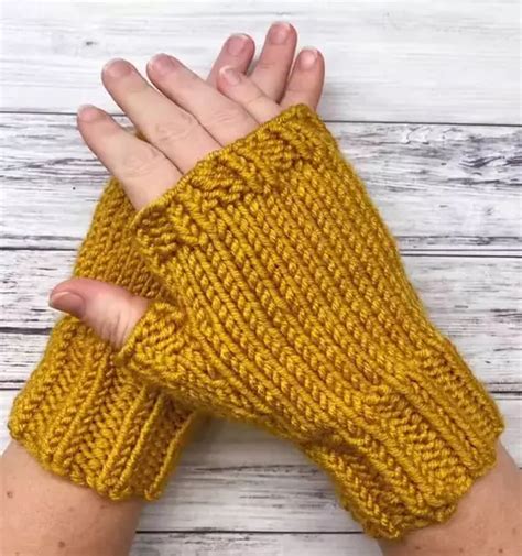 Easiest Knit Fingerless Gloves | FaveCrafts.com