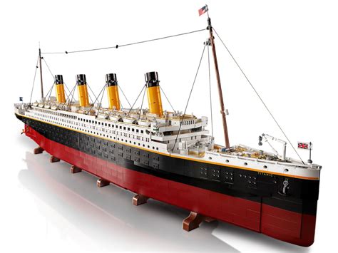 The Titanic Has Finally Been Restored Thanks to This LEGO Set - Tinybeans