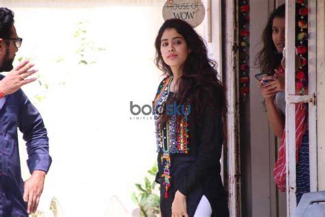 Celebs Spotted At Bandra- Boldsky