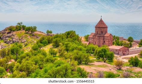 Akdamar Island Van Lake Armenian Cathedral Stock Photo 1556445515 | Shutterstock