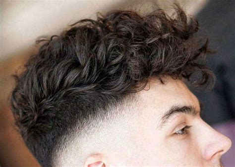 How To Get Curly Hair For Men (2021 Guide with 7 Steps) | Curly hair men, Damp hair styles, Hair