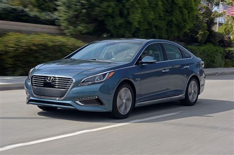 2016 Hyundai Sonata Hybrid and PHEV Review