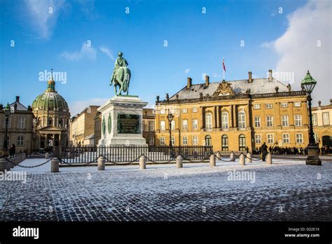 Amalienborg, Palace, royal palace. In winter. Copenhagen, Denmark Stock Photo: 52915350 - Alamy