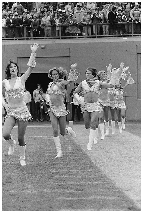 Denver Broncos cheerleaders in late 1970s : r/HolUp