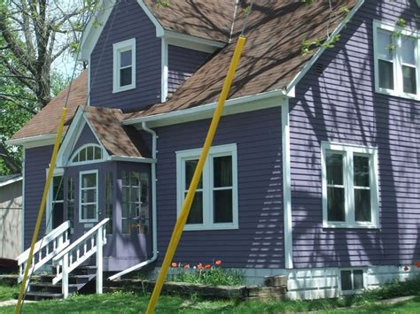 purple houses - Google Search | Exterior house colors, House paint exterior, House exterior