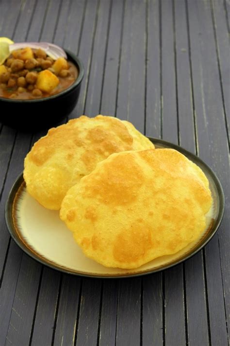 Aloo bhatura recipe (How to make aloo bhatura recipe)