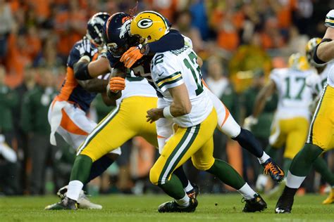 Denver Broncos defense comes alive with a huge safety; Broncos 29-10 over Packers - Mile High Report