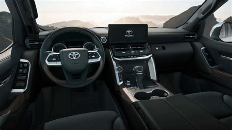 Toyota-LC-300-VX-interior - Mega Autos