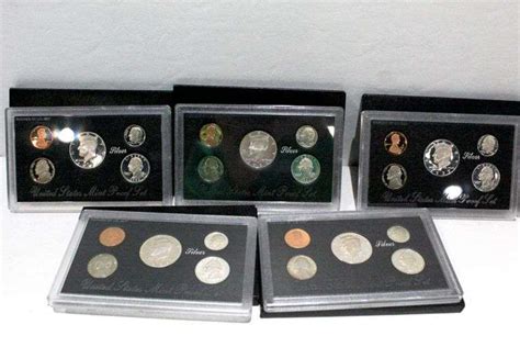 Collection of US Mint SILVER Proof Sets - Bunting Online Auctions