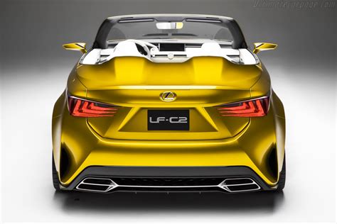 Lexus LF-C2