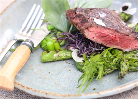 Healthy Steak Salad Recipe | Grilled Hanger Steak with Asparagus