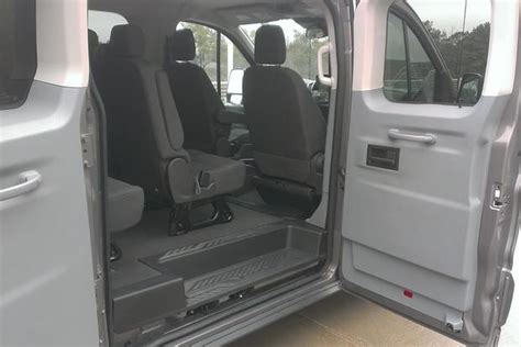 2015 Ford Transit 150 XLT Passenger: Real World Review - Autotrader | Ford transit, Passenger ...