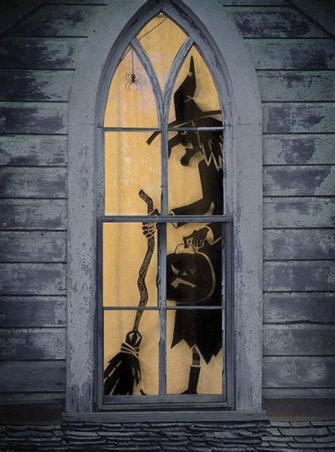 Scary But Creative DIY Halloween Window Decorations Ideas You Should Try 22 | Halloween window ...