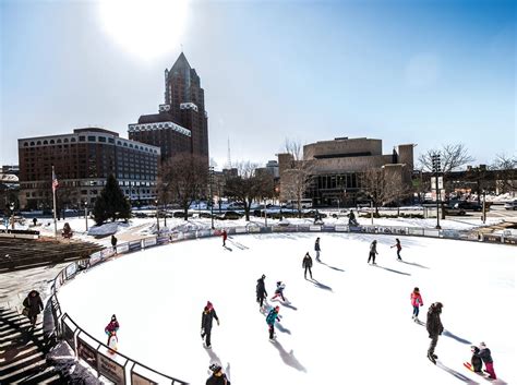 Things To Do In Milwaukee in the Winter | Events & Activities